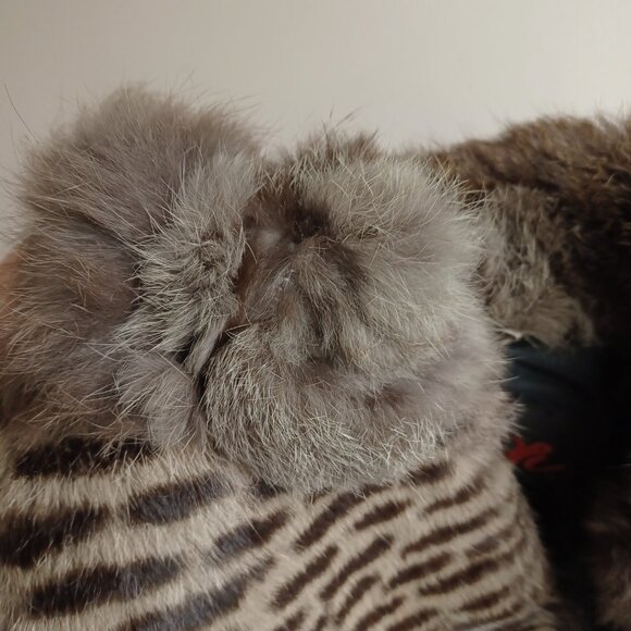 Vintage 80s Rabbit Fur Heavy Cape/Poncho, One Size, Excellent Estate Condition - Picture 12 of 12